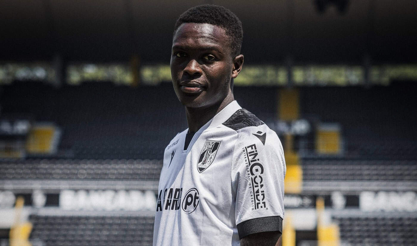 Avançado senegalês de 23 anos "encantado" por reforçar Vitória SC