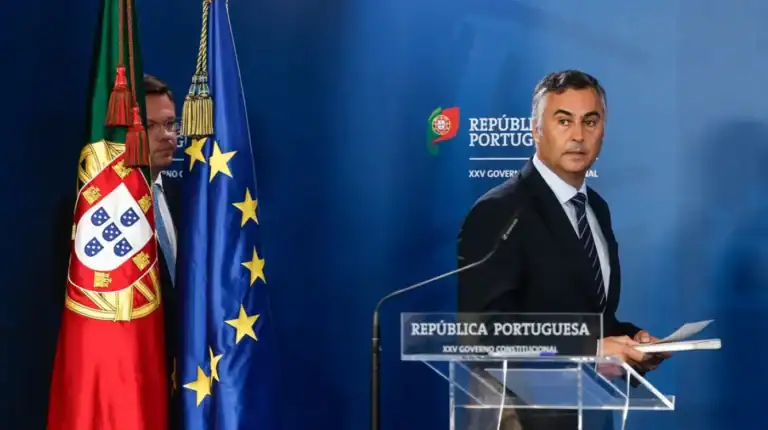 Governo aprova decretos-lei que formalizam reforma de estruturas do Ministério da Educação