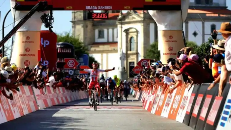 Nicolás Tivani vence em Braga a primeira etapa da Volta a Portugal