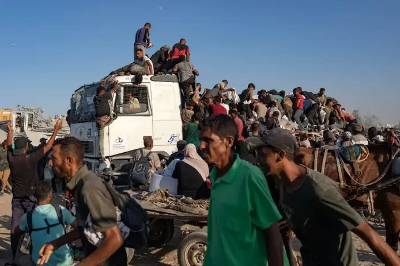 Cruz Vermelha denuncia mais de 4.500 feridos e 1.400 mortos em centros de ajuda humanitária na Faixa de Gaza&nbsp;