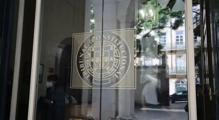 Tribunal declara lei de estrangeiros inconstitucional&nbsp;