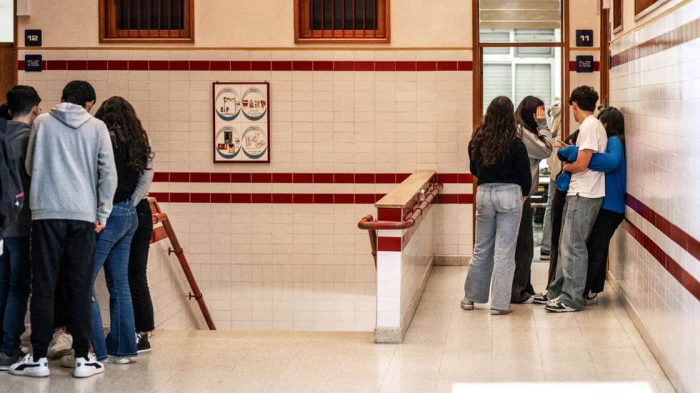 Escolas passam a ter pelo menos um psicólogo nos quadros&nbsp;