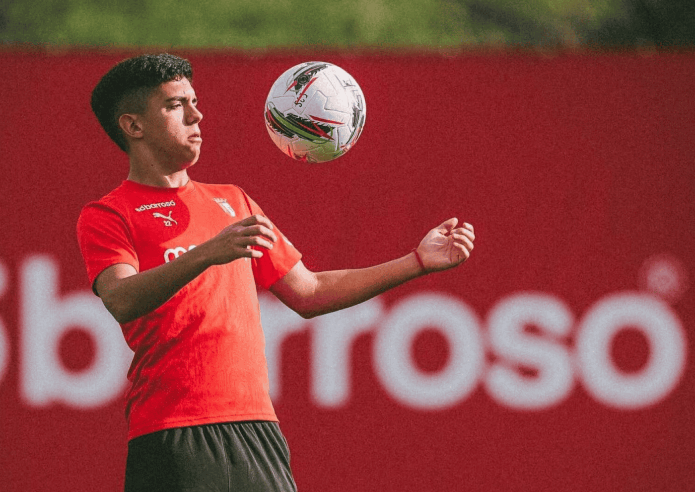SC Braga cede jovem médio Thiago Helguera ao Mirandés