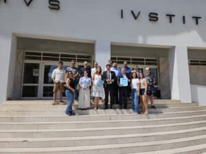 IL apresenta-se em onze freguesias em Braga para "vencer as eleições"