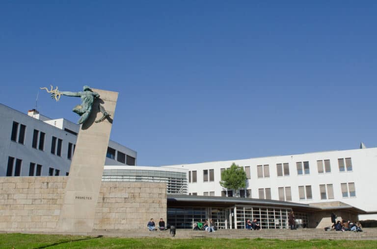 UMinho entre as 600 melhores universidades do mundo