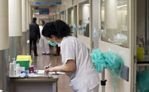 Governo começa a negociar organização do tempo de trabalho dos enfermeiros&nbsp;