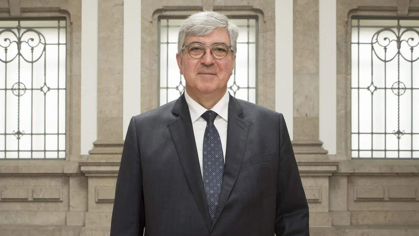 Reitor do Porto denuncia “pressões” para aceitar entradas ilegais em Medicina&nbsp;