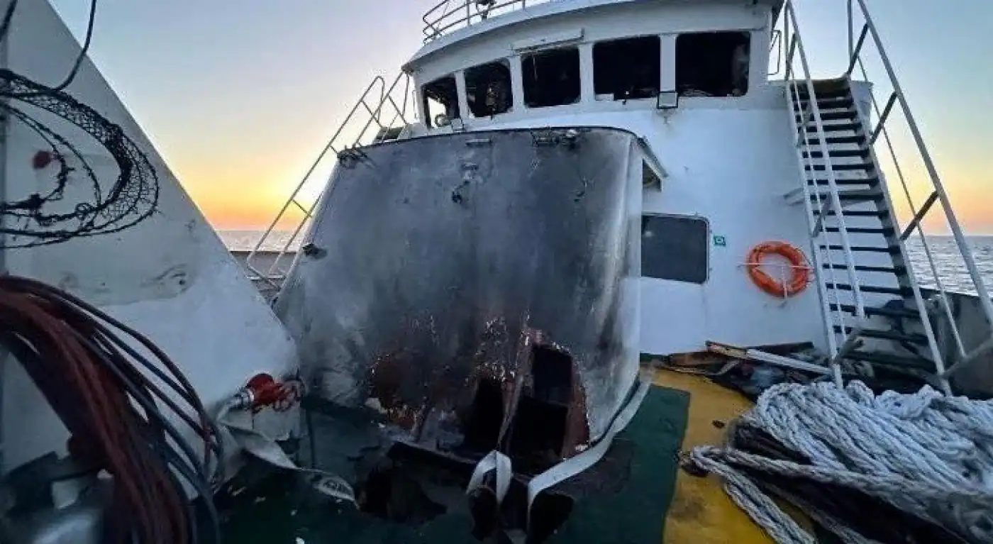 Barco da flotilha humanitária onde seguem portugueses foi atacado em Tunes&nbsp;