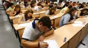 Governo defende exames no acesso ao ensino superior e promete manter exigência&nbsp;