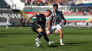 Vitória SC conquista três pontos na visita ao Estrela da Amadora