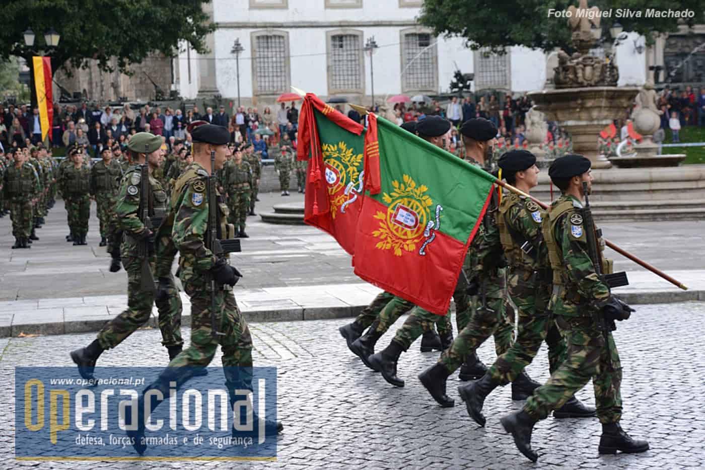 Estandarte que acompanhou militares no Afeganistão entregue este sábado